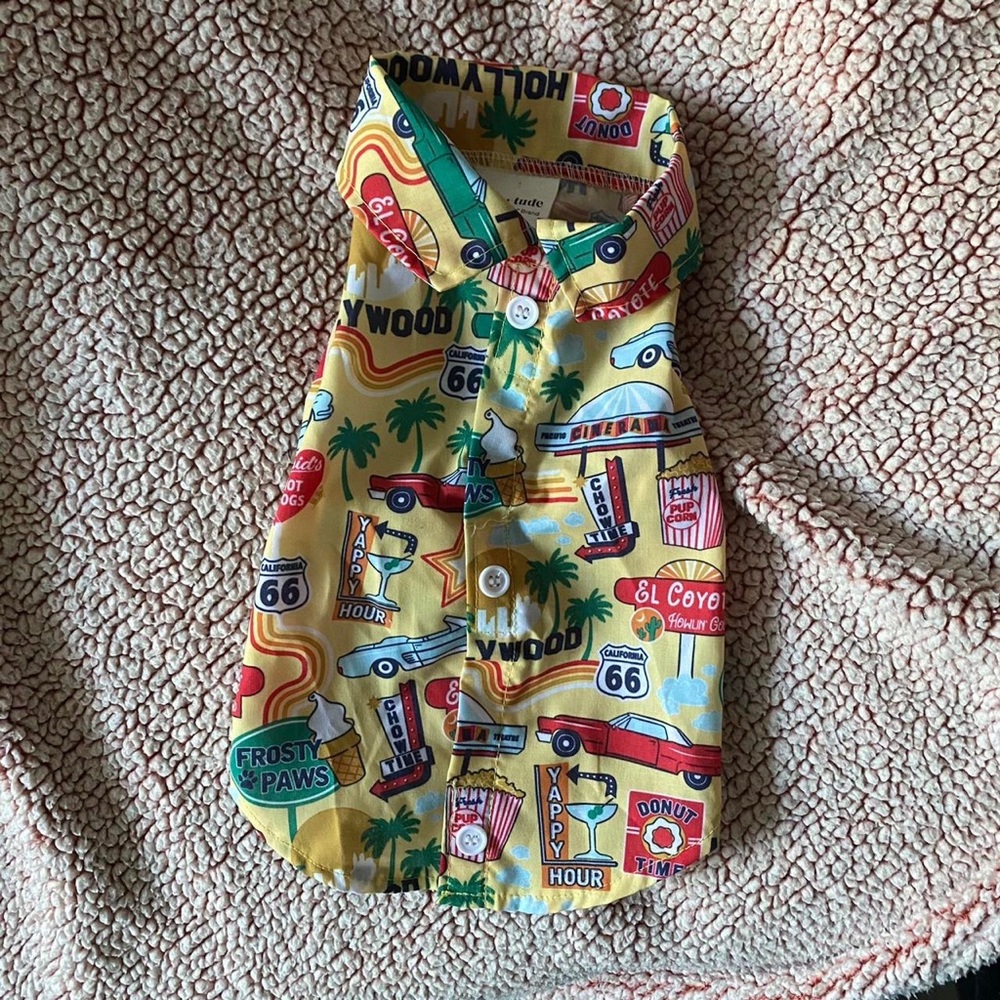 Wagatude dog shirt 🗺